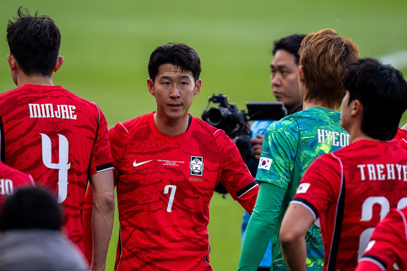 雷速体育官方网站-三场进球荒？33岁孙兴慜：若实力下滑需要退出国家队，我会主动走